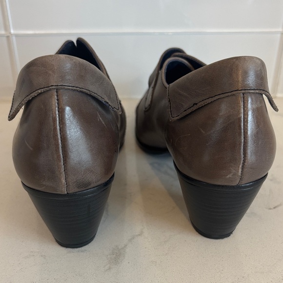 Women's Gray Leather Dorking by Fluchos Heeled Boots - Picture 6 of 11